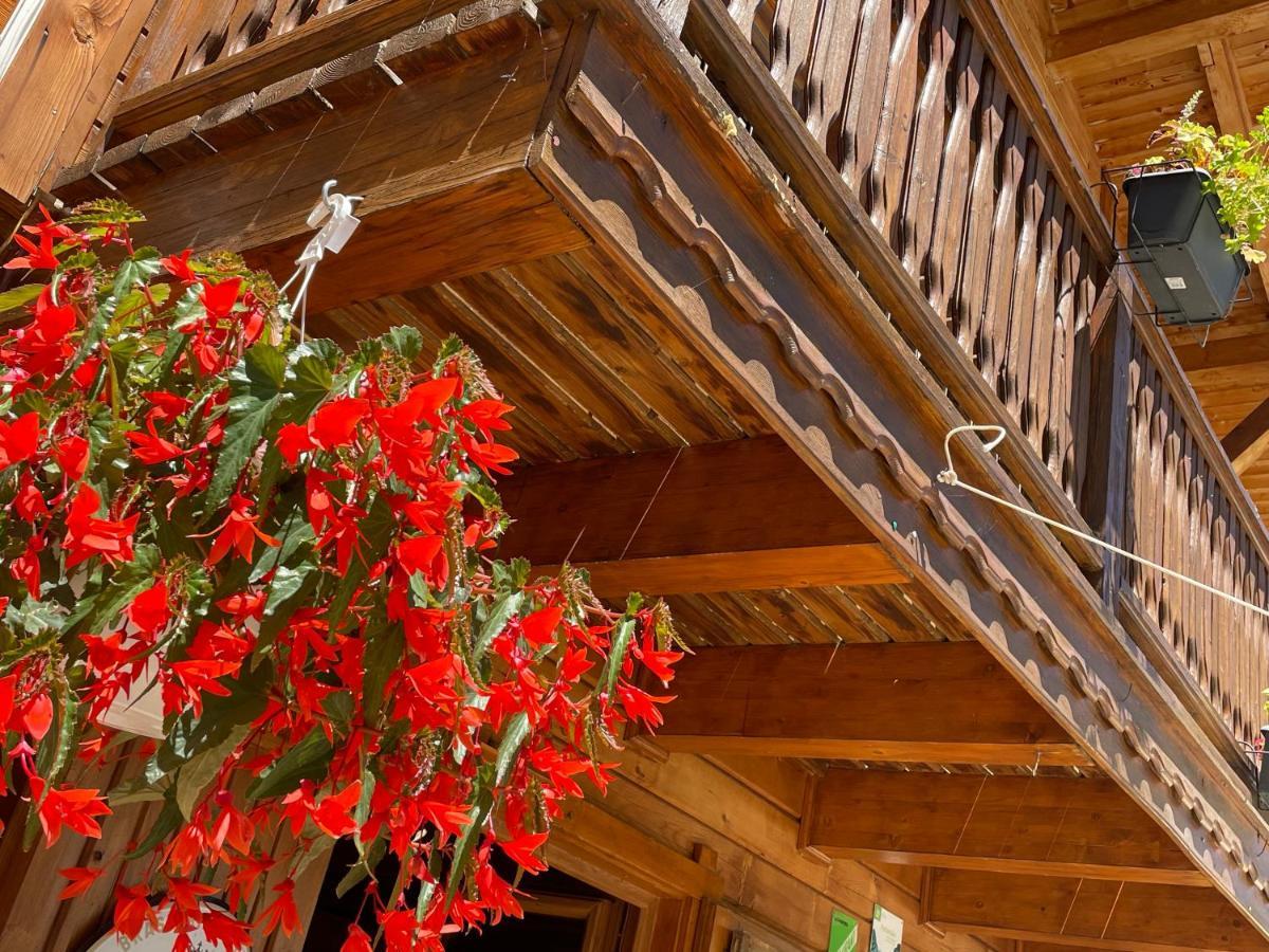 Le Chalet Roubion Exterior photo